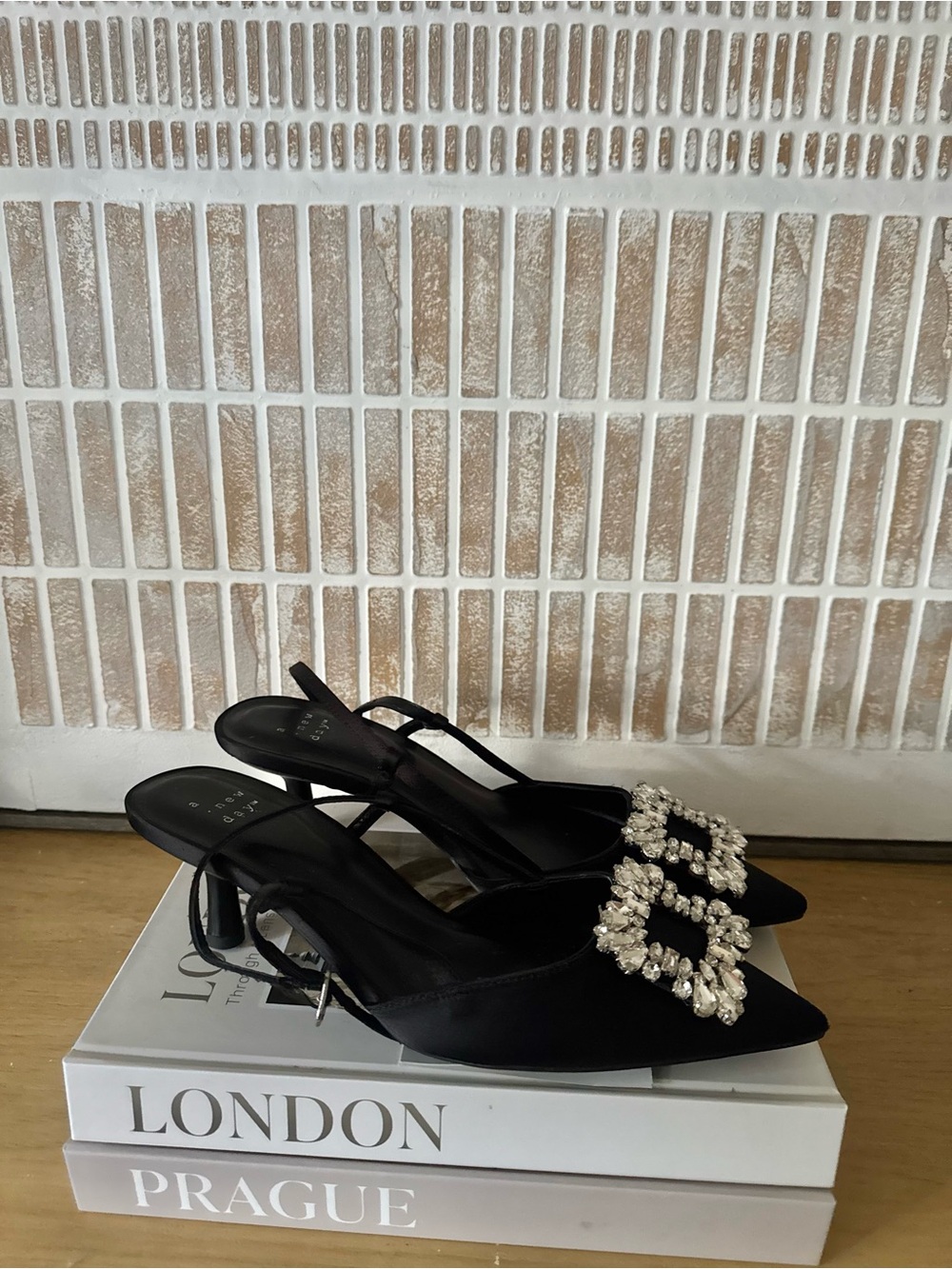 NWT Elegant Black Slingback Heels with Crystal Buckle - Size 7.5